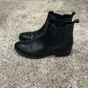 Aldo Textured Black Leather Booties